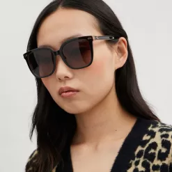 Coach Beveled Signature Oversized Square Sunglasses Eyewear Women Black Pink